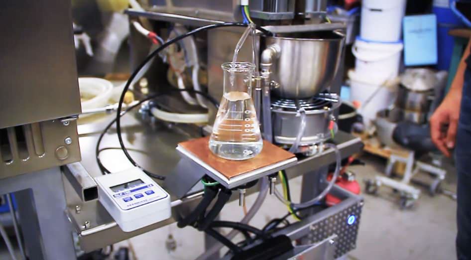 汗水变成可饮用的水