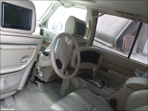 迪拜永远不会感到惊讶 - 定制汽车5