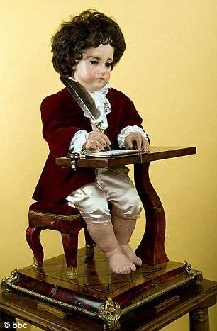 240岁的会写字的机器