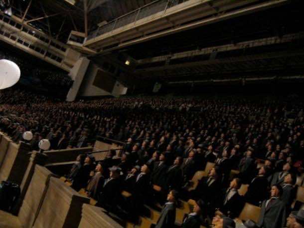 如何拍大场面的《灰姑娘》