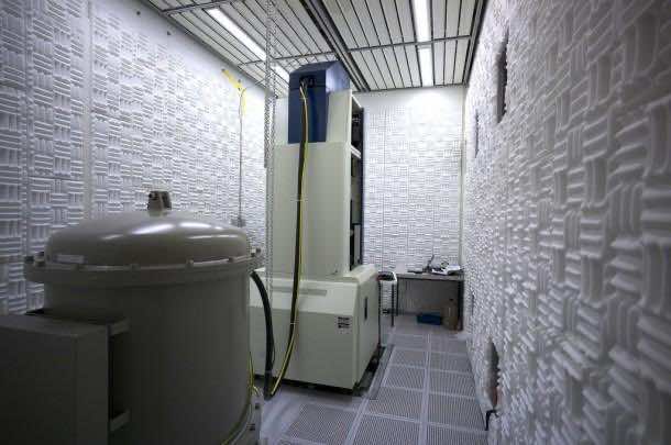 IBM纳米技术和爱游戏ayx体育地球上最安静的房间2