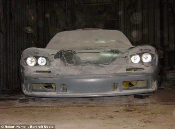 Jacek_Mazur_replica_McLaren_F1 (2)