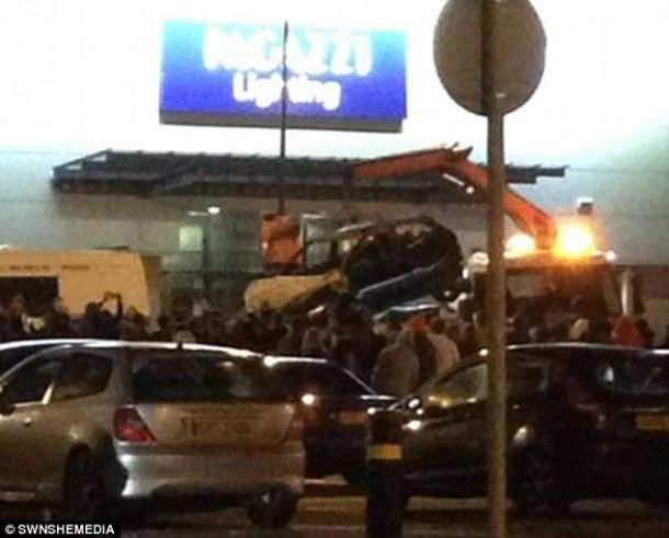 burned_ford_focus（3）