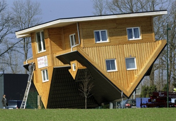 Upside_down_House_Germany（4）