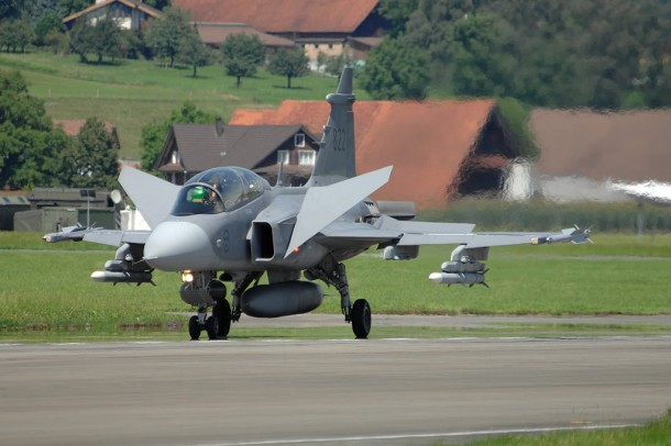 JAS_39_gripen (2)
