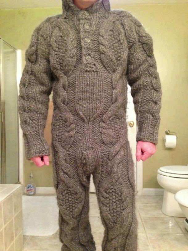 23.全身针织套装