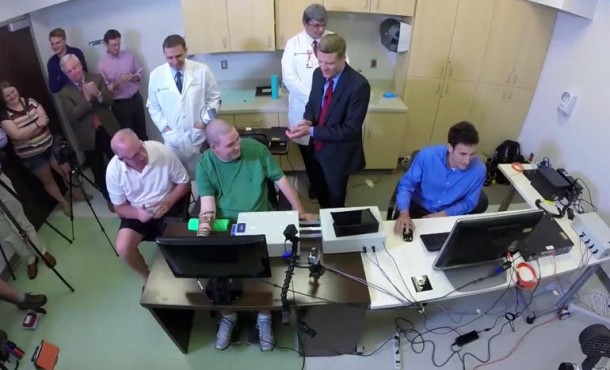 伊恩·伯克哈特（Ian Burkhart）