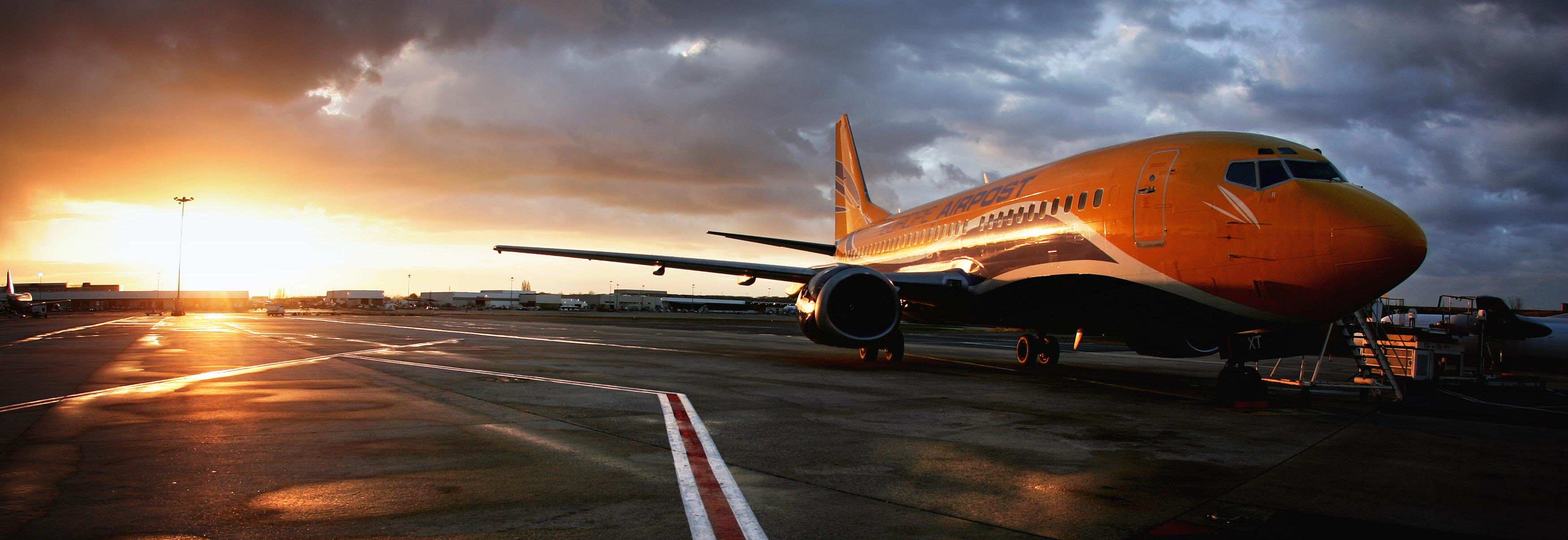 欧洲空邮波音B737-30的视图