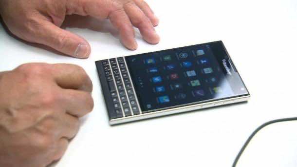 blackberry-passport.2