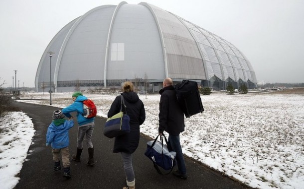 转换成Resort17纳粹飞机跑道上