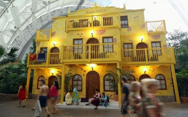 转换成Resort8纳粹飞机跑道上