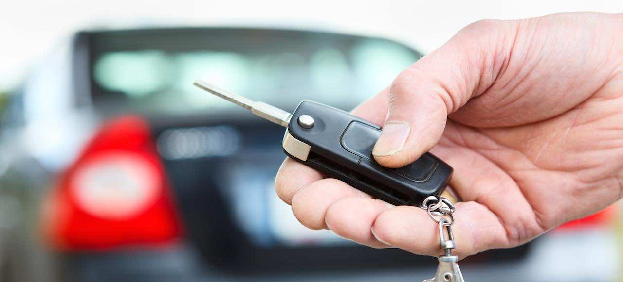 10分钟内无线破解并解锁一辆车