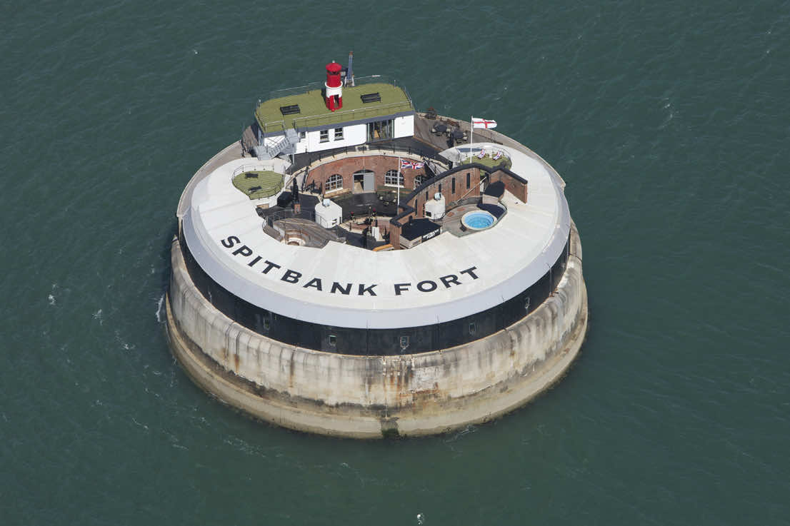 Spitbank Fort Hotel7