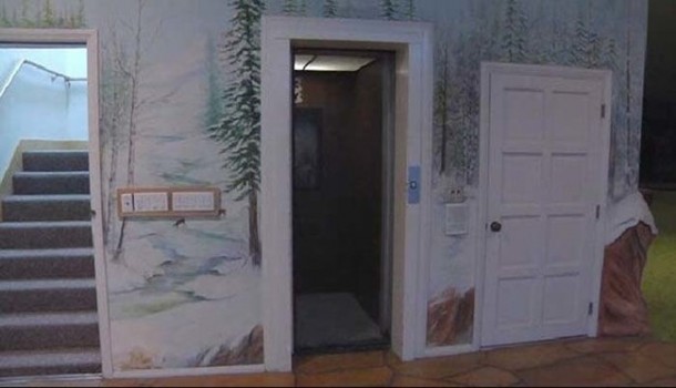 20世纪70年代拉斯维加斯住宅的建造和隐藏，作者:吉拉德·亨德森