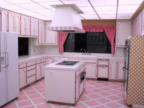 20世纪70年代拉斯维加斯住宅的建造和隐藏——吉拉德·亨德森