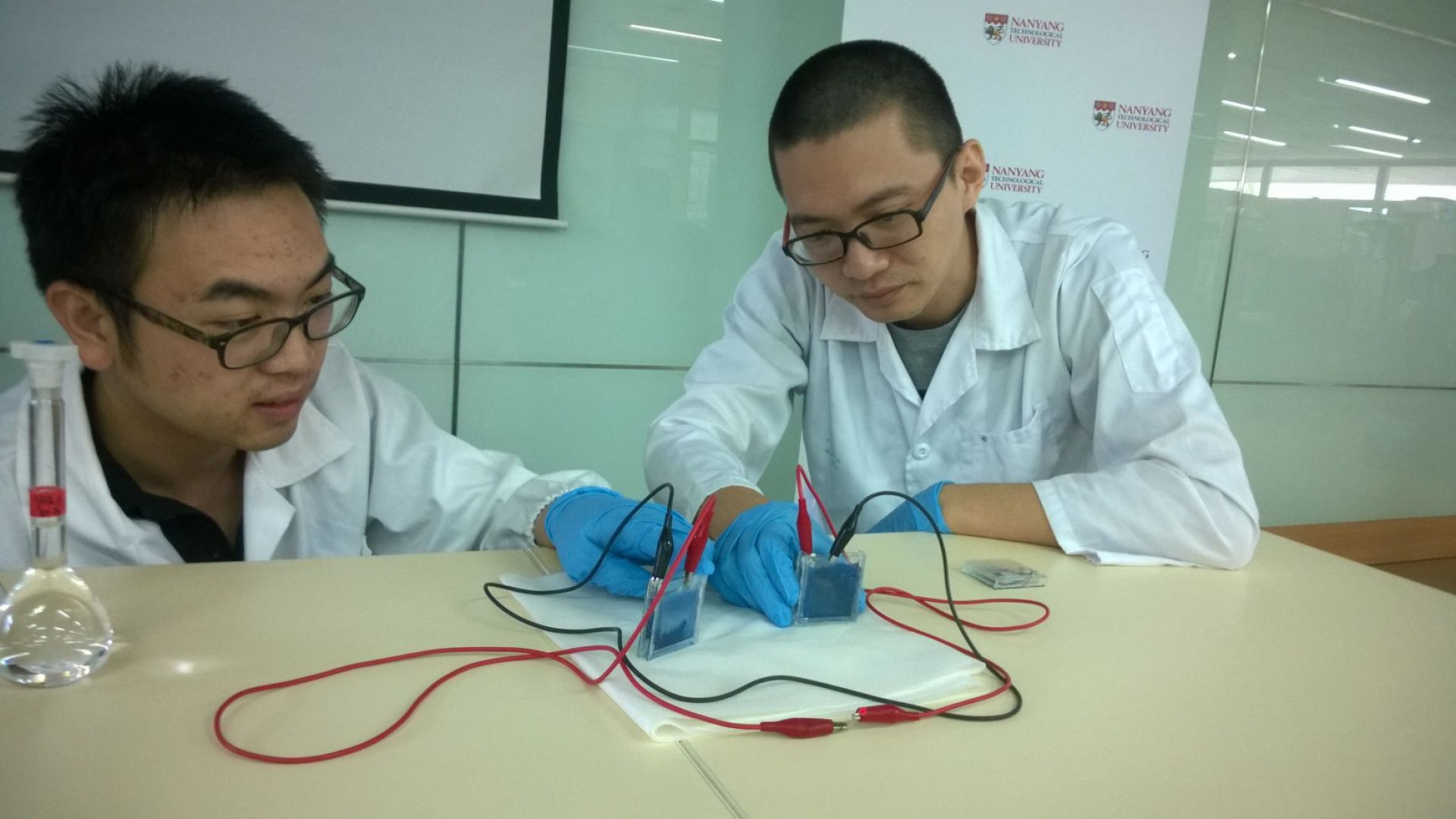 自着呼吸窗口Nanyang Technological College2