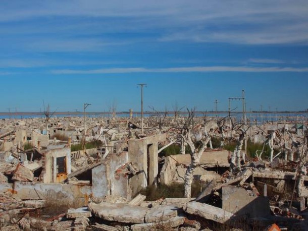 别墅Epecuen是溺水的小镇7