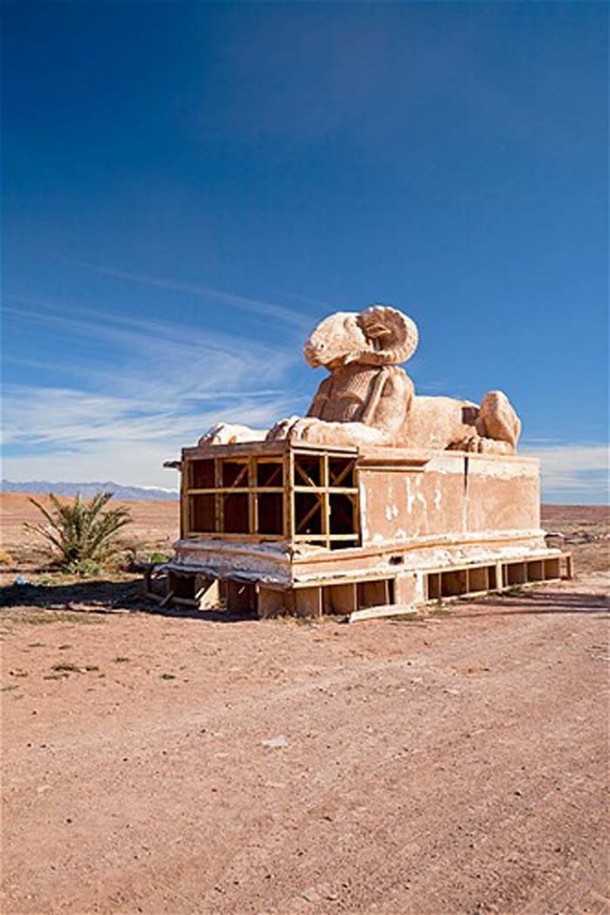 《自然》声称的废弃布景