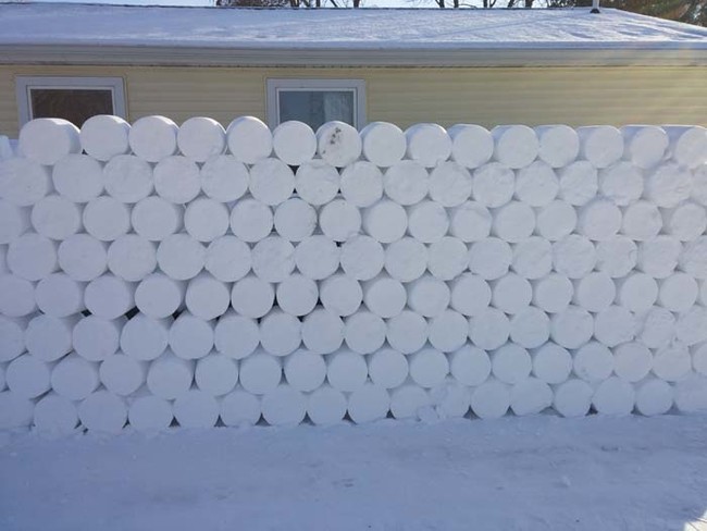 雪恶作剧-建造一个冰屋