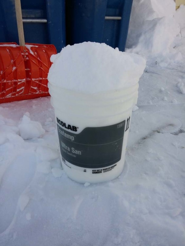 雪恶作剧 - 建造一个伊格鲁3