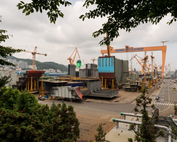 世界上最大的船在韩国建造13