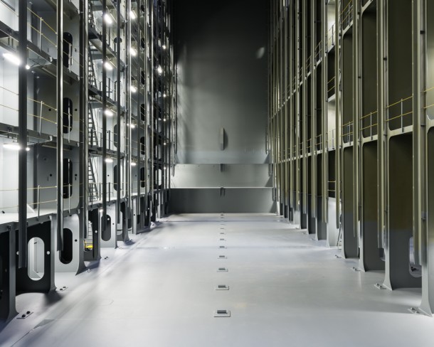 世界上最大的船在韩国建造