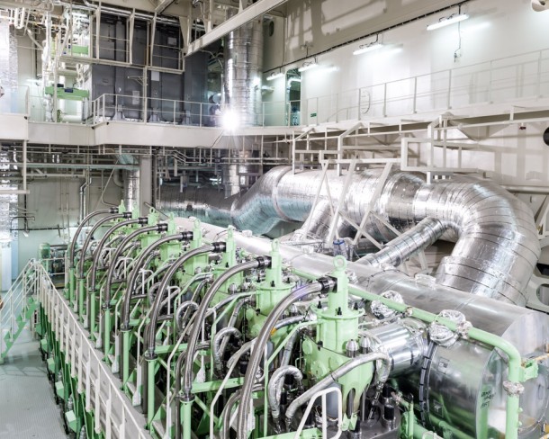 世界上最大的船在韩国建造