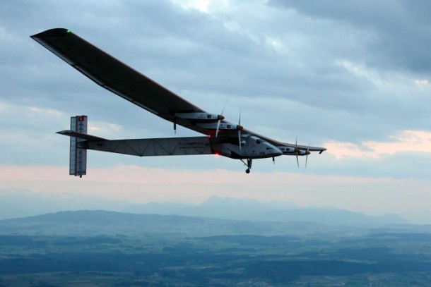 太阳脉冲号2 -太阳能飞机起飞5