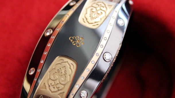 阿波罗手镯是一个珠宝和技术可穿戴4爱游戏ayx体育