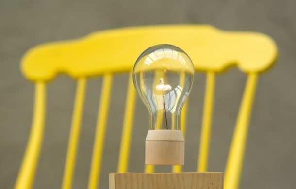 争吵是一种悬浮灯泡3