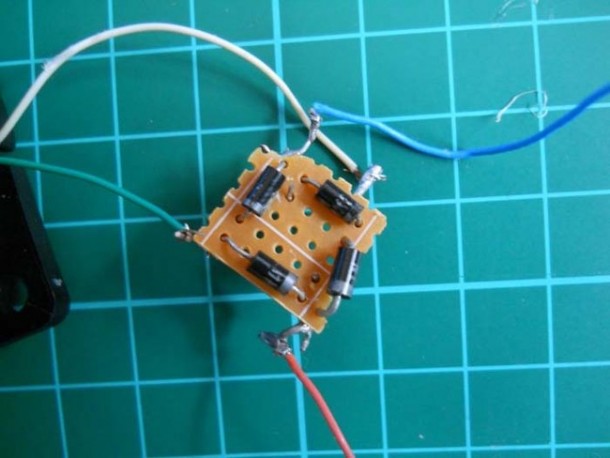 您的智能手机的惊人DIY充电器3