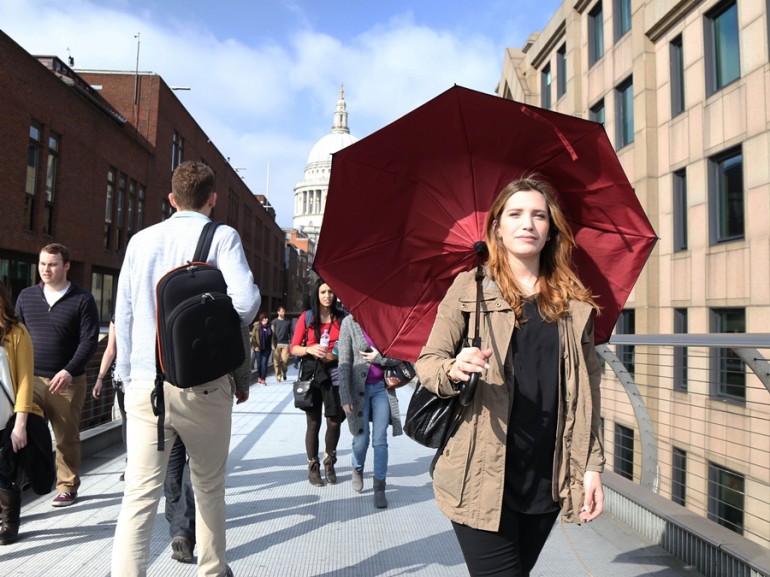 Kazbrella是最新的创新伞设计