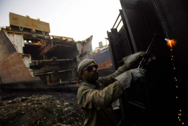 如何处理旧油轮