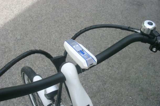 Byxee通过扫描前方道路来保护骑行者的安全