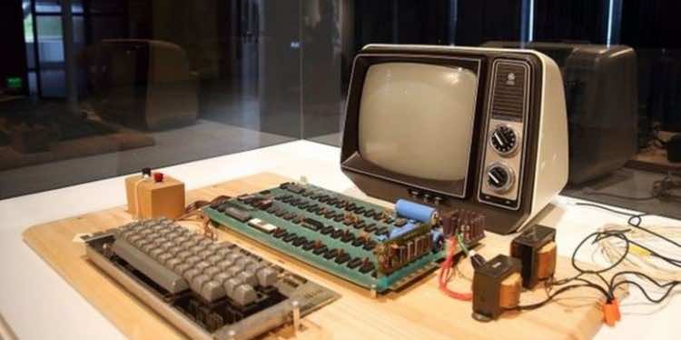 这个女人几乎回收了第一代苹果电脑