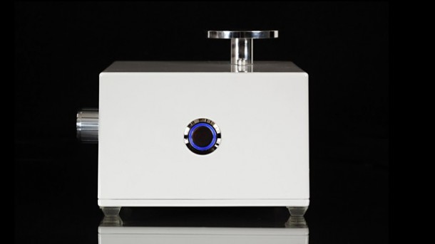 小陶器由Jon Almeda是惊人的6