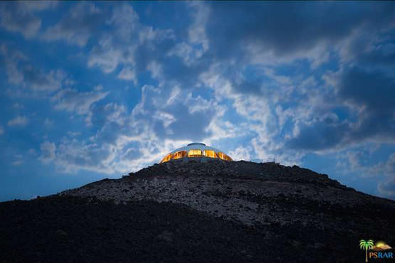 火山小屋正在出售