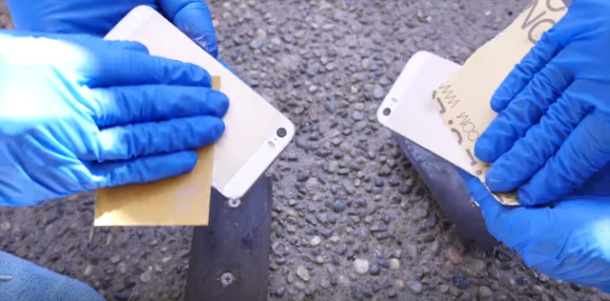 用iphone做刹车片来测试他们能阻止时速60英里的保时捷911吗