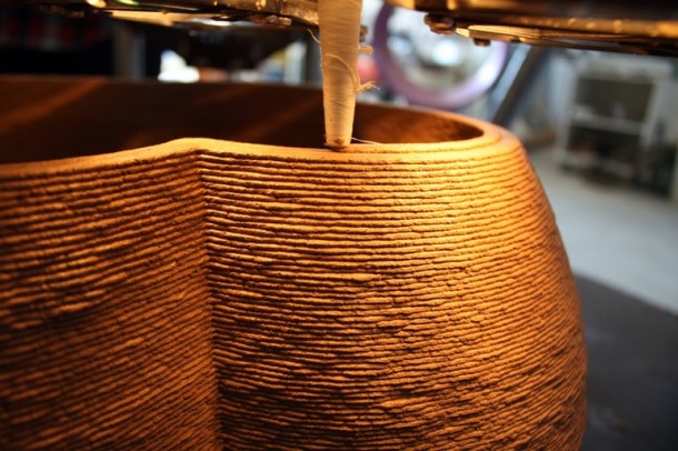 世界上最大的三角洲3 d打印机