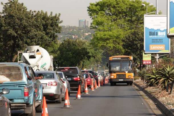 约翰内斯堡尝试了一个月的无车之旅