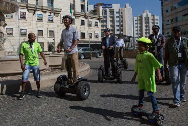 约翰内斯堡尝试了一个月的无车之旅