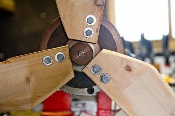 这是您可以自己构建风力涡轮机2的方法2