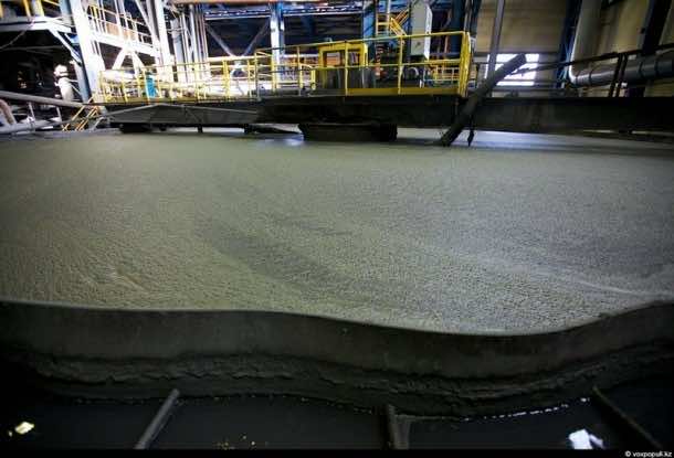 哈萨克斯坦-地方的黄金来自22所示