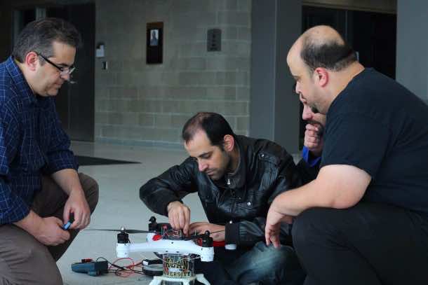 潜鸟直升机可以飞，漂浮和潜水!2