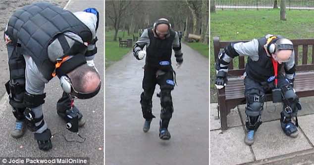 福特第三年龄西装会让你体验老了Age