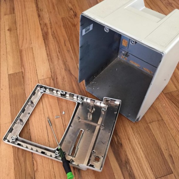 他们没有把旧电脑扔出去，而是这样做了！4