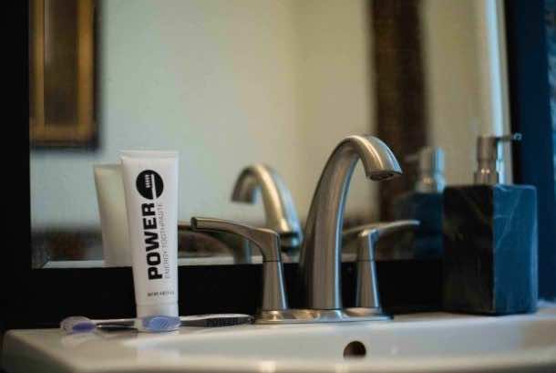 的牙膏含有咖啡因2