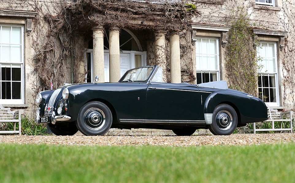 菲利普亲王的阿斯顿马丁