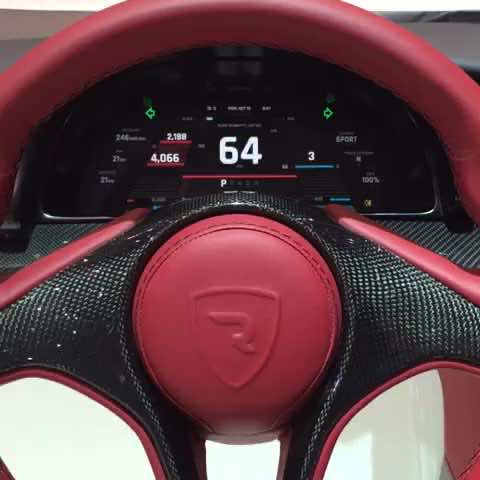 Rimac发布世界上最快的电动汽车概念1