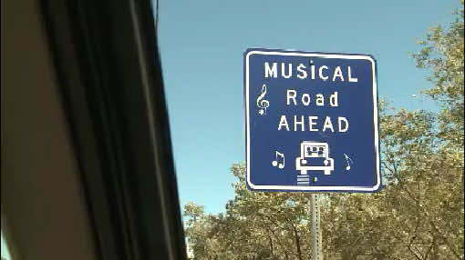 添加更多的味道你长期开车旅行在这个高速公路,唱你巡航It_Image 0